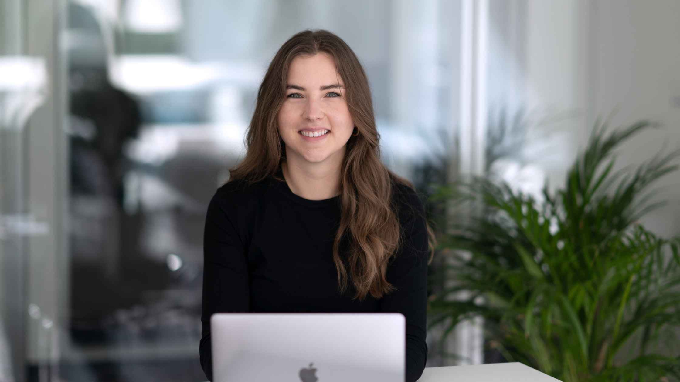 Charlotte - Marketing Project Managerin at Sereact